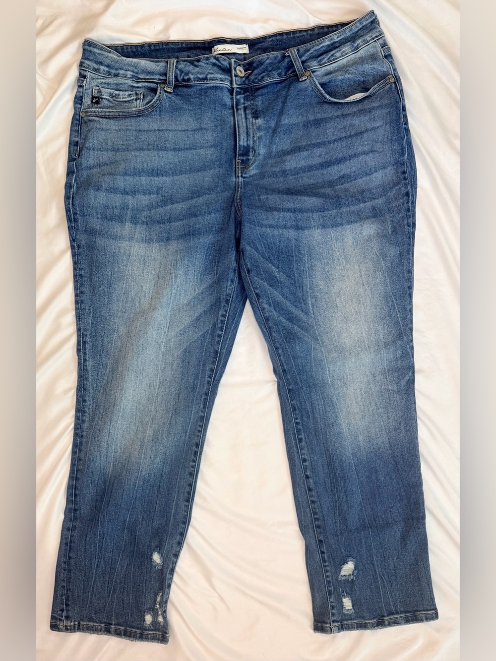 KanCan Midrise Light Blue Faded Boyfriend Jeans Size 22